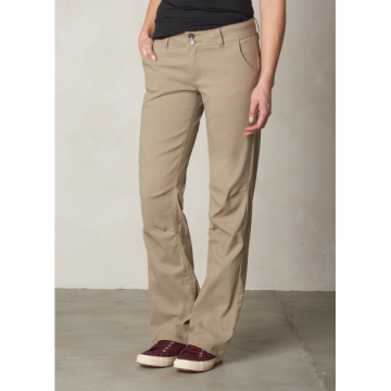 Halle Pant